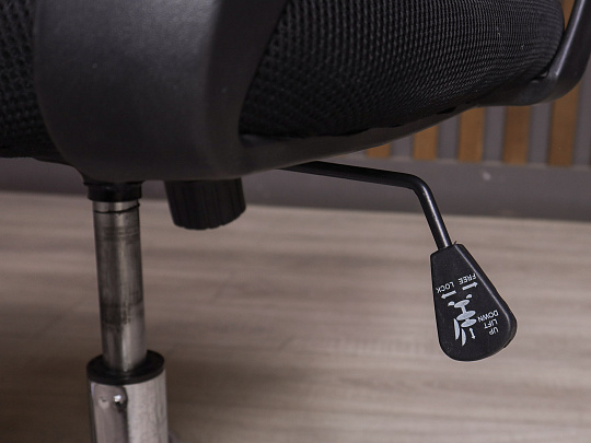 Офисное кресло Ткань Чёрный Россия