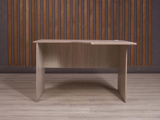 Стол эргономичный ДСП Ясень шимо Россия