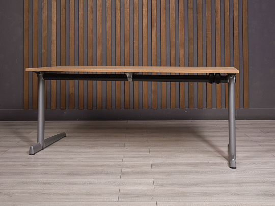 Стол прямоугольный ДСП Орех Россия