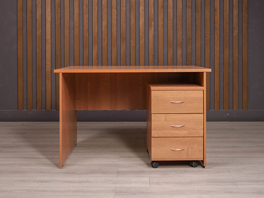 Стол с тумбой ДСП Ольха Россия