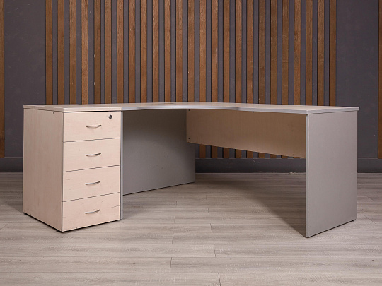 Стол с тумбой ДСП Дуб Россия