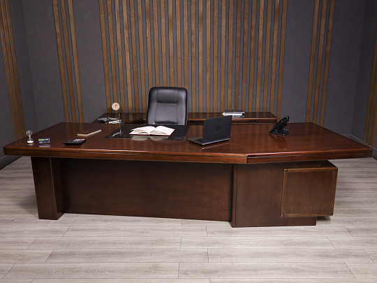 Кабинет руководителя MUX Шпон Орех Китай