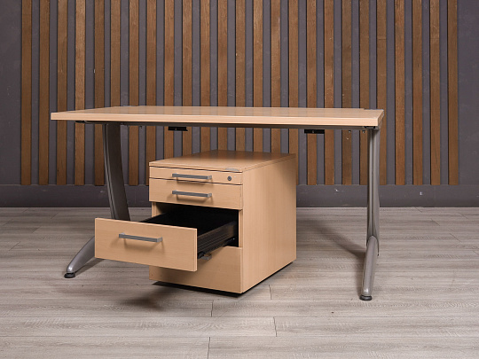 Стол с тумбой Steelcase ДСП Дуб США