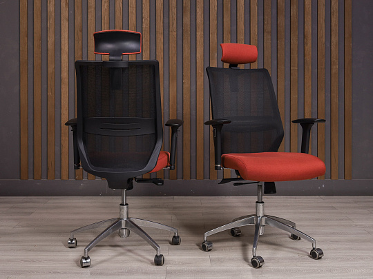 Кресло руководителя Ткань Красный Россия