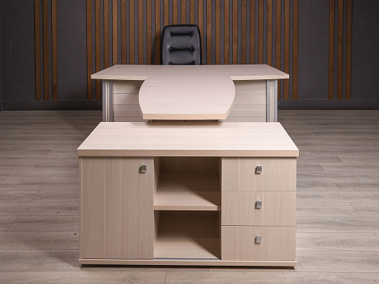 Кабинет руководителя ДСП Дуб Россия