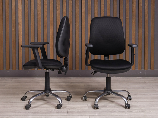 Офисное кресло Бюрократ Ткань Чёрный Россия