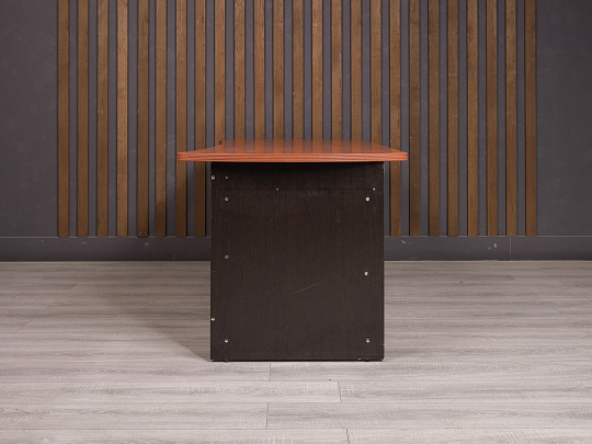 Стол прямоугольный ДСП Орех Россия