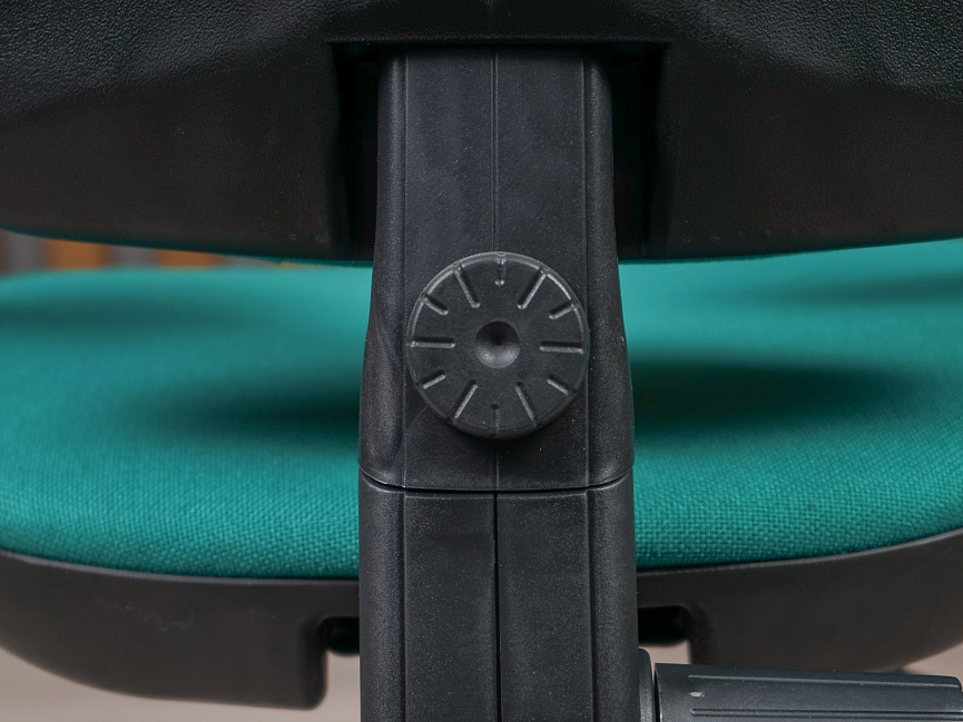 Кресло на колесах для персонала Престиж Ткань Чёрный; Зелёный Россия (020-00000)