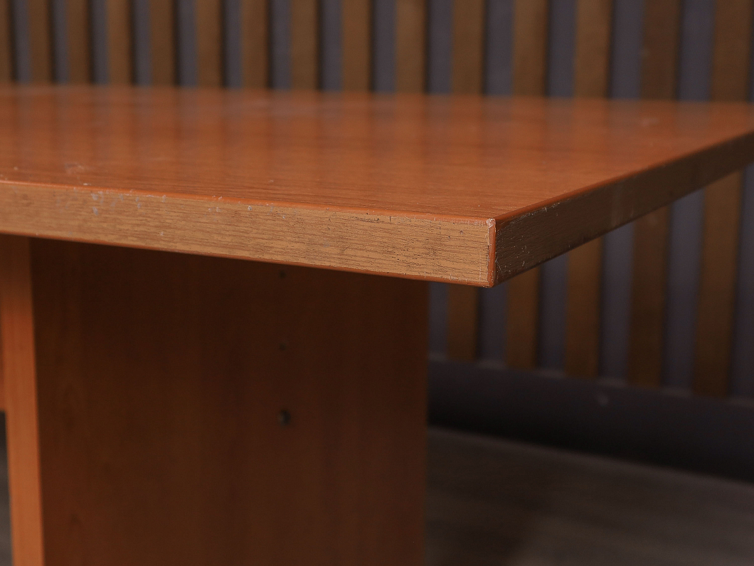 Стол для переговоров ДСП Ольха Россия (1252-06026)