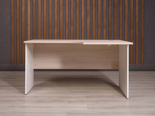 Стол эргономичный ДСП Дуб Россия