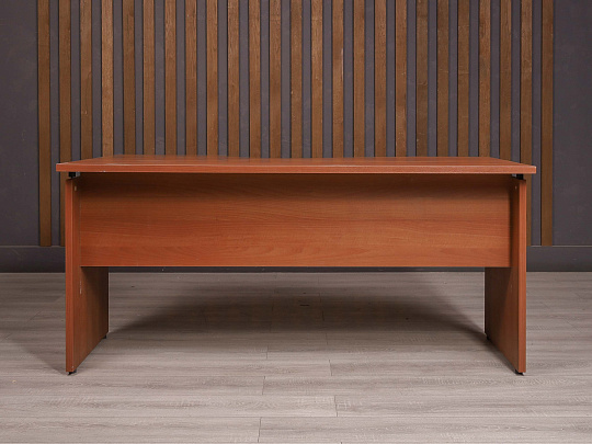 Стол эргономичный ДСП Орех Россия