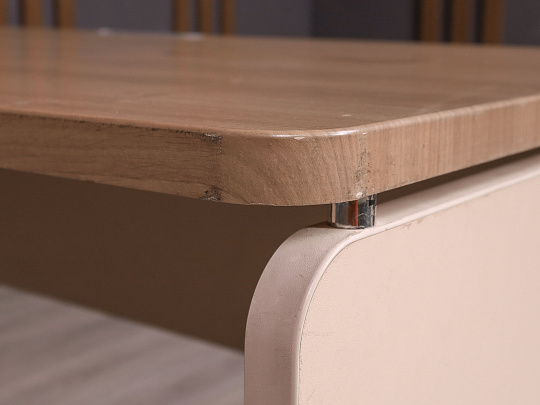 Стол с тумбой Accord ДСП Ясень шимо Россия