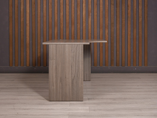 Стол эргономичный ДСП Ясень шимо Россия