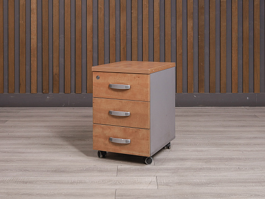 Тумба подкатная Berlin ДСП Орех Россия