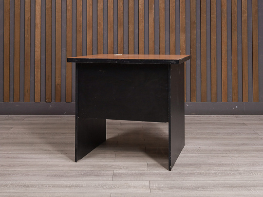 Стол прямоугольный ДСП Орех Россия