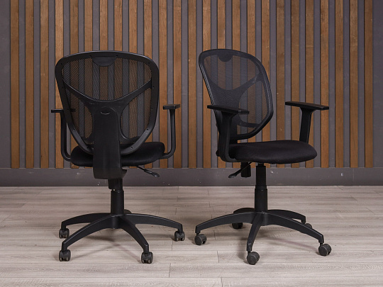 Офисное кресло Ткань Чёрный Россия