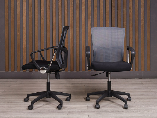 Офисное кресло RivaChair Ткань Чёрный Россия