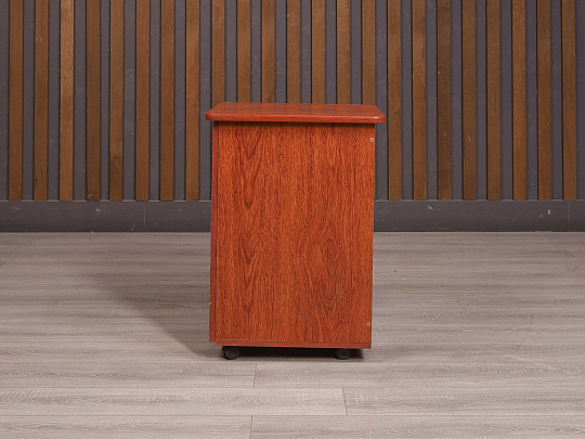 Тумба приставная ДСП Орех Россия