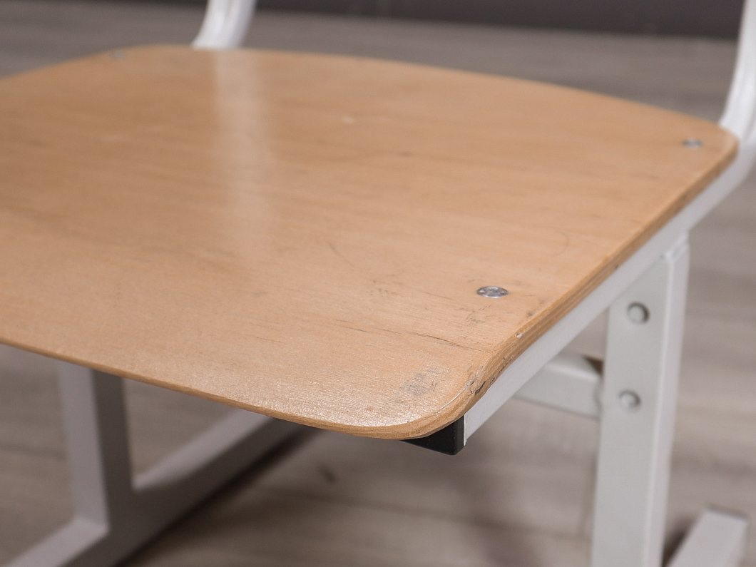 Офисный стул ДСП Бук Россия (3453-23105)