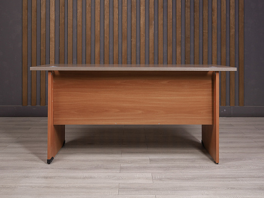 Стол прямоугольный ДСП Ясень шимо Россия