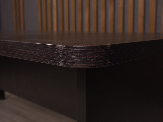 Стол для переговоров ДСП Венге Россия