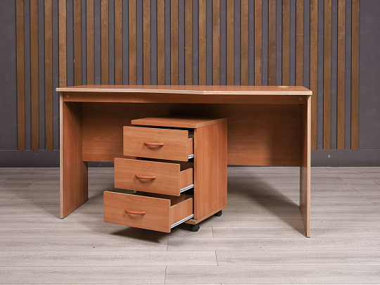 Стол с тумбой ДСП Ольха Россия