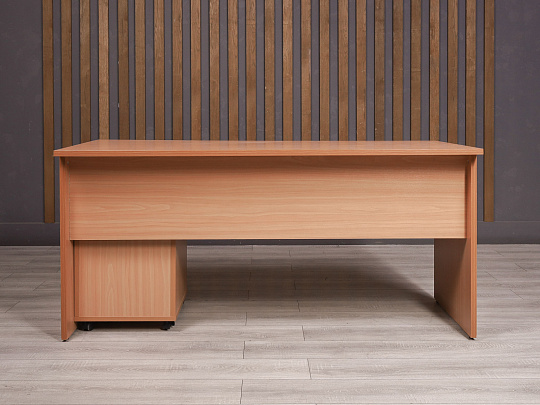 Стол с тумбой ДСП Клен Россия