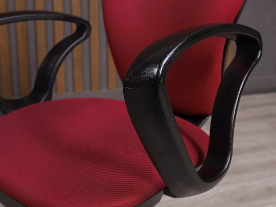 Офисное кресло Ткань Красный Россия