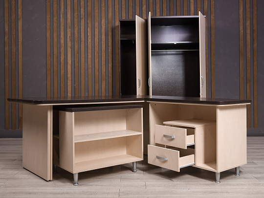 Кабинет руководителя Berlin ДСП Венге Россия