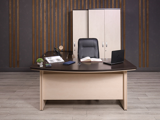 Кабинет руководителя Berlin ДСП Венге Россия