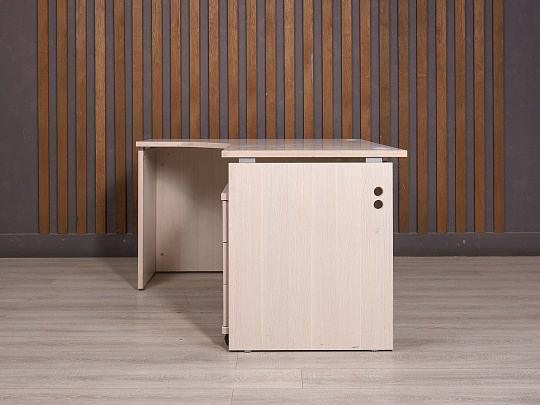 Стол с тумбой ДСП Дуб Россия