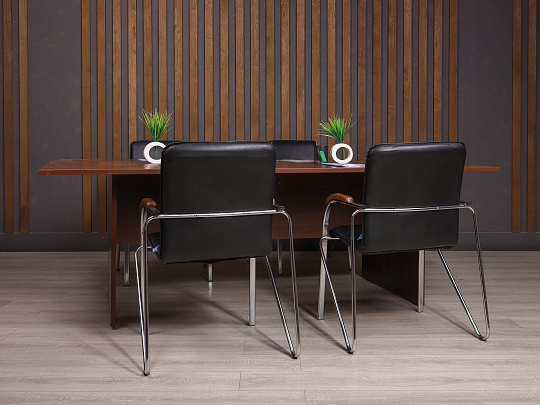 Стол для переговоров ДСП Орех Россия