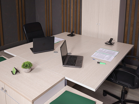 Комплект офисной мебели ДСП Ясень шимо Россия