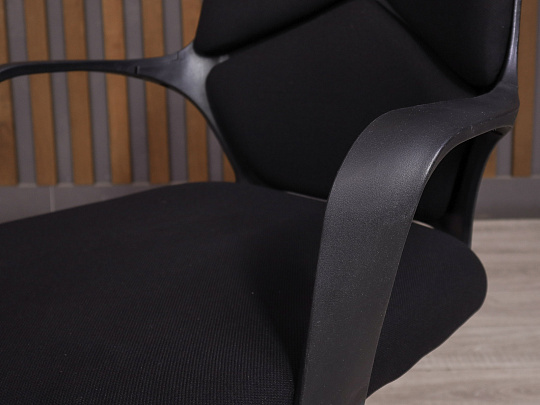 Офисное кресло Easy Chair IQ Ткань Чёрный Россия