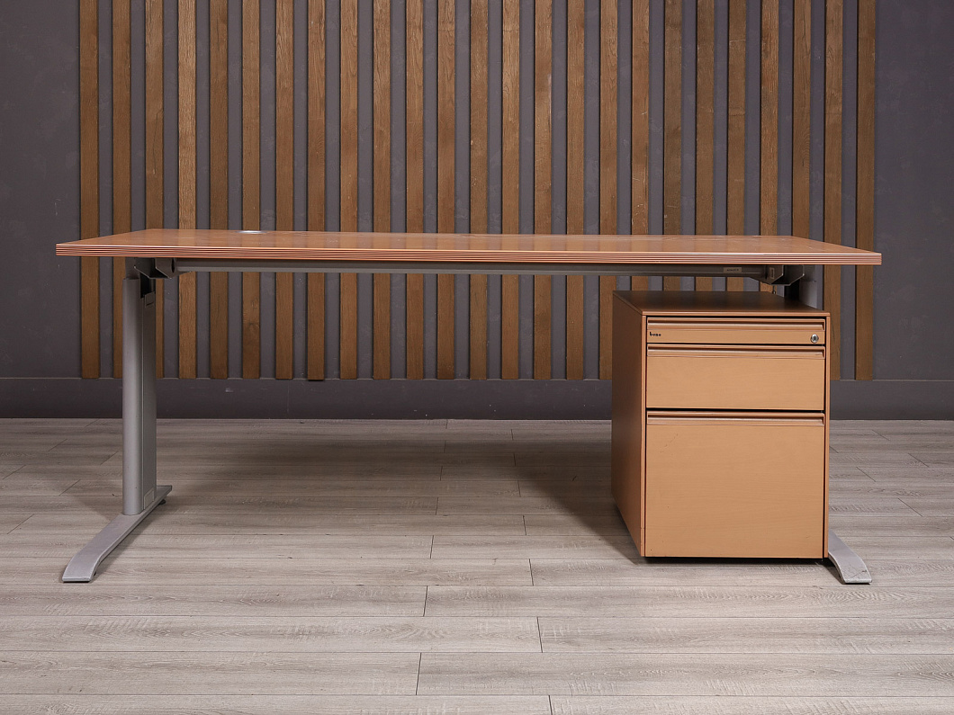 Стол с тумбой Bene ДСП Бук Италия (21532-11085)