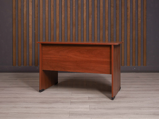 Стол прямоугольный ДСП Вишня Россия