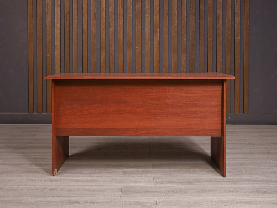 Стол прямоугольный ДСП Вишня Россия