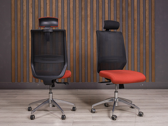 Кресло руководителя Ткань Красный Россия