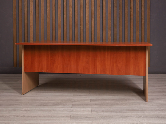 Стол эргономичный ДСП Вишня Россия