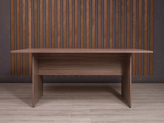 Стол для переговоров ДСП Ясень шимо Россия