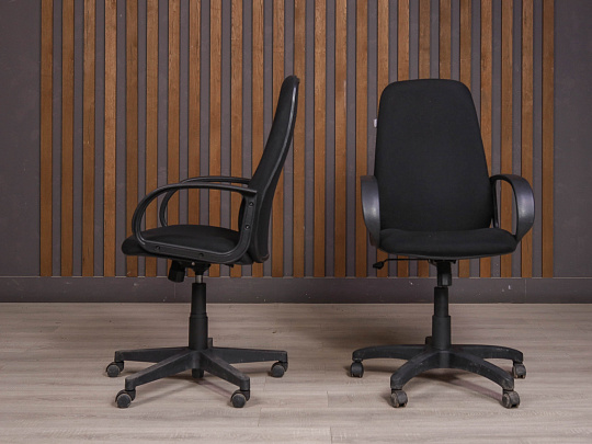 Офисное кресло Ткань Чёрный Россия