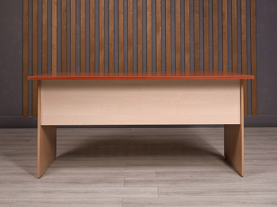 Стол эргономичный ДСП Венге Россия