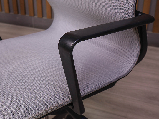 Офисное кресло Vitra Physix by Alberto Meda Ткань Серый Швейцария