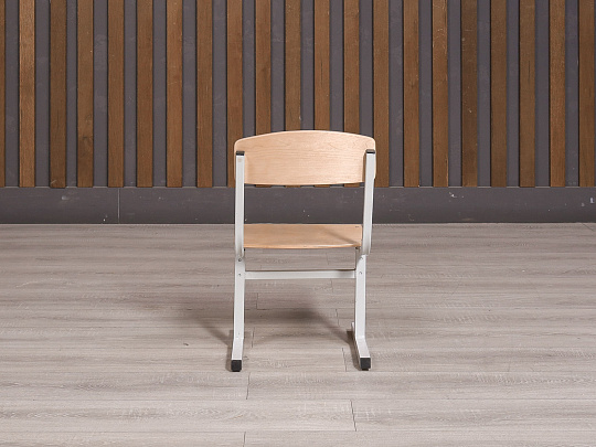 Офисный стул ДСП Бук Россия