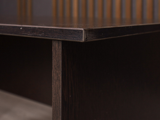 Стол прямоугольный ДСП Венге Россия