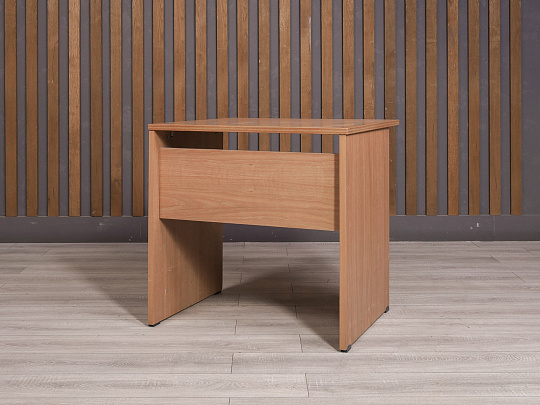 Стол прямоугольный ДСП Орех Россия