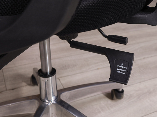 Кресло руководителя Ткань Чёрный Россия