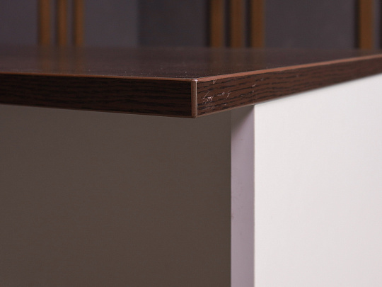 Стол с тумбой ДСП Венге Россия