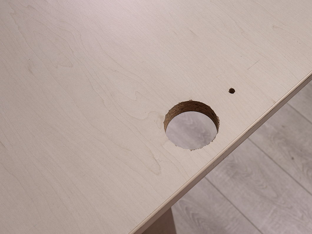 Стол угловой ДСП Дуб Россия (23256-20045)