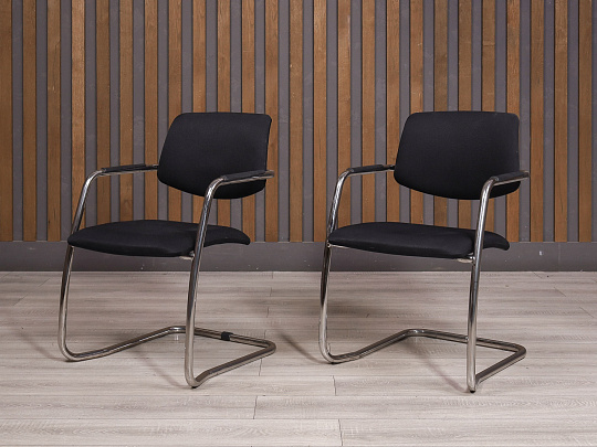 Конференц-кресло Ткань Чёрный Россия